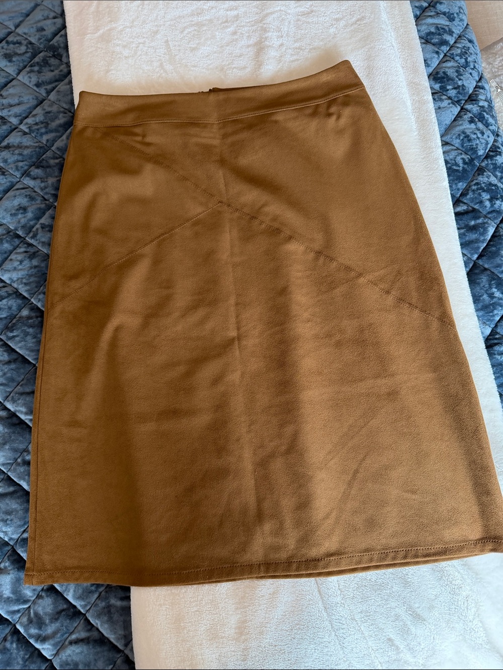 Chico's Suede Camel Pencil Skirt - 6-8 ( Chicos Size 1)